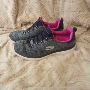 Sketchers size 8.5